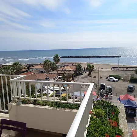 Апартаменти Capri Bali B36, Superbe Vue Mer, Parking, Clim