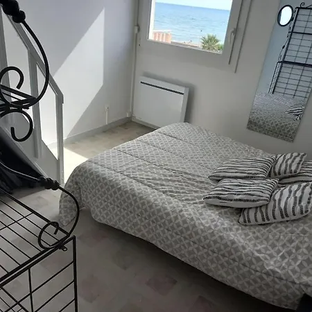 Апартаменти Capri Bali B36, Superbe Vue Mer, Parking, Clim *